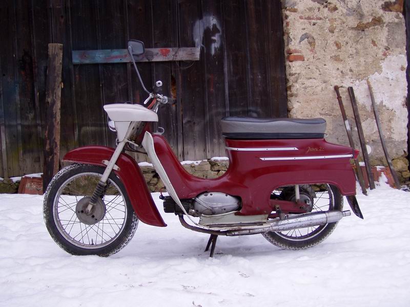 Jawa_50_typ_20_25.jpg