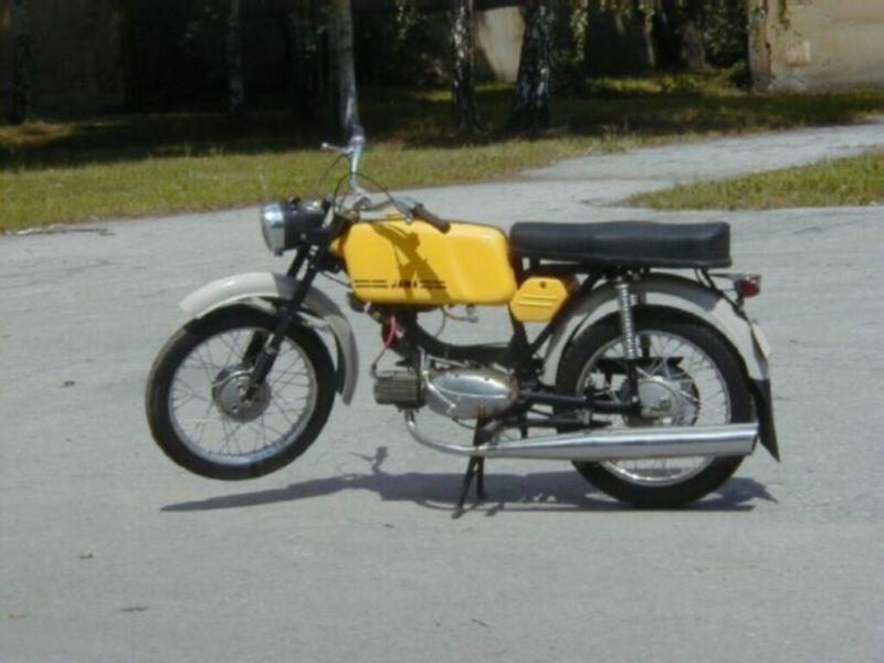 Jawa_50_typ_23_mustang_01.jpg